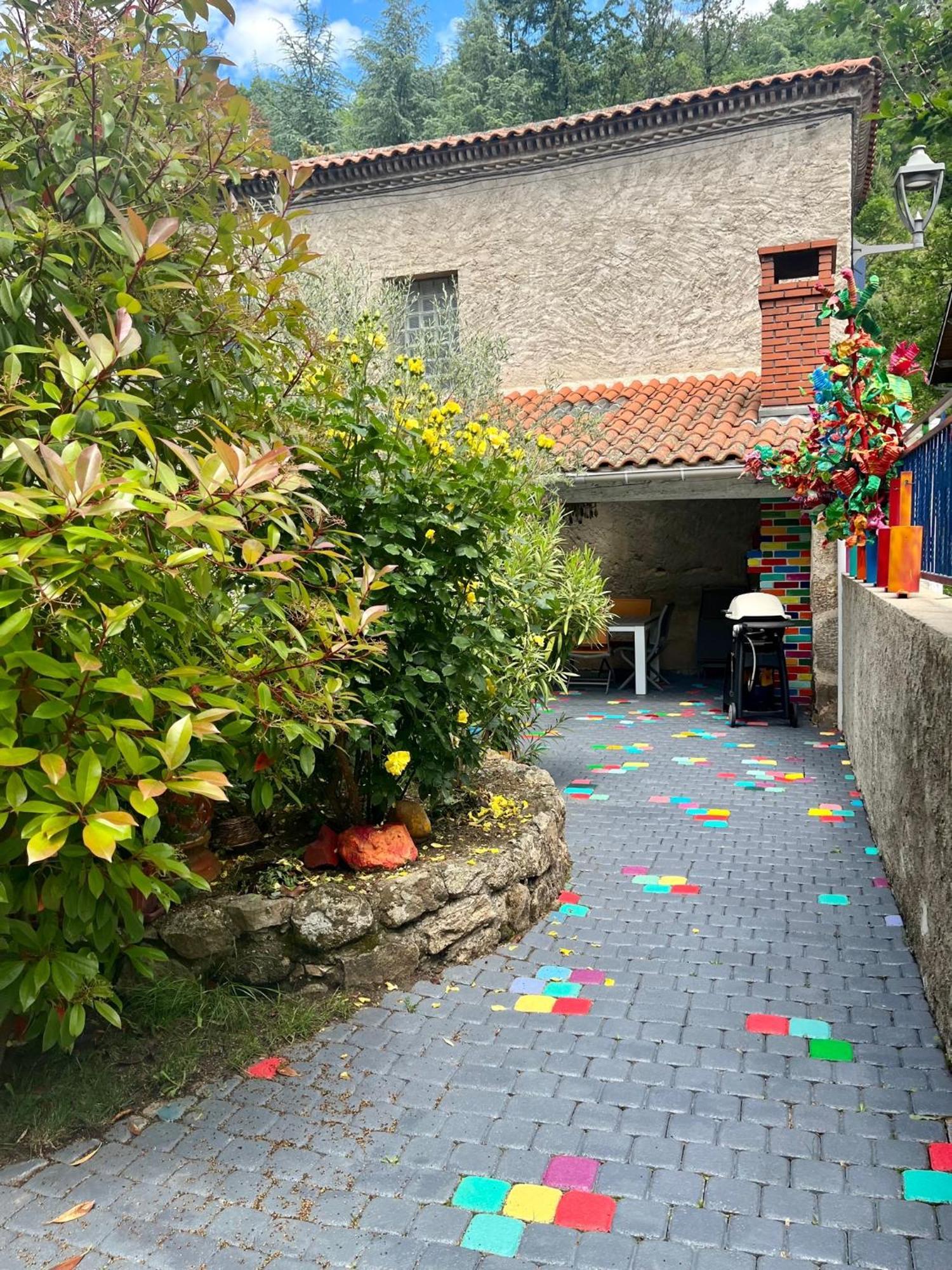 MallevalArt De Vivre En Couleurs公寓 外观 照片
